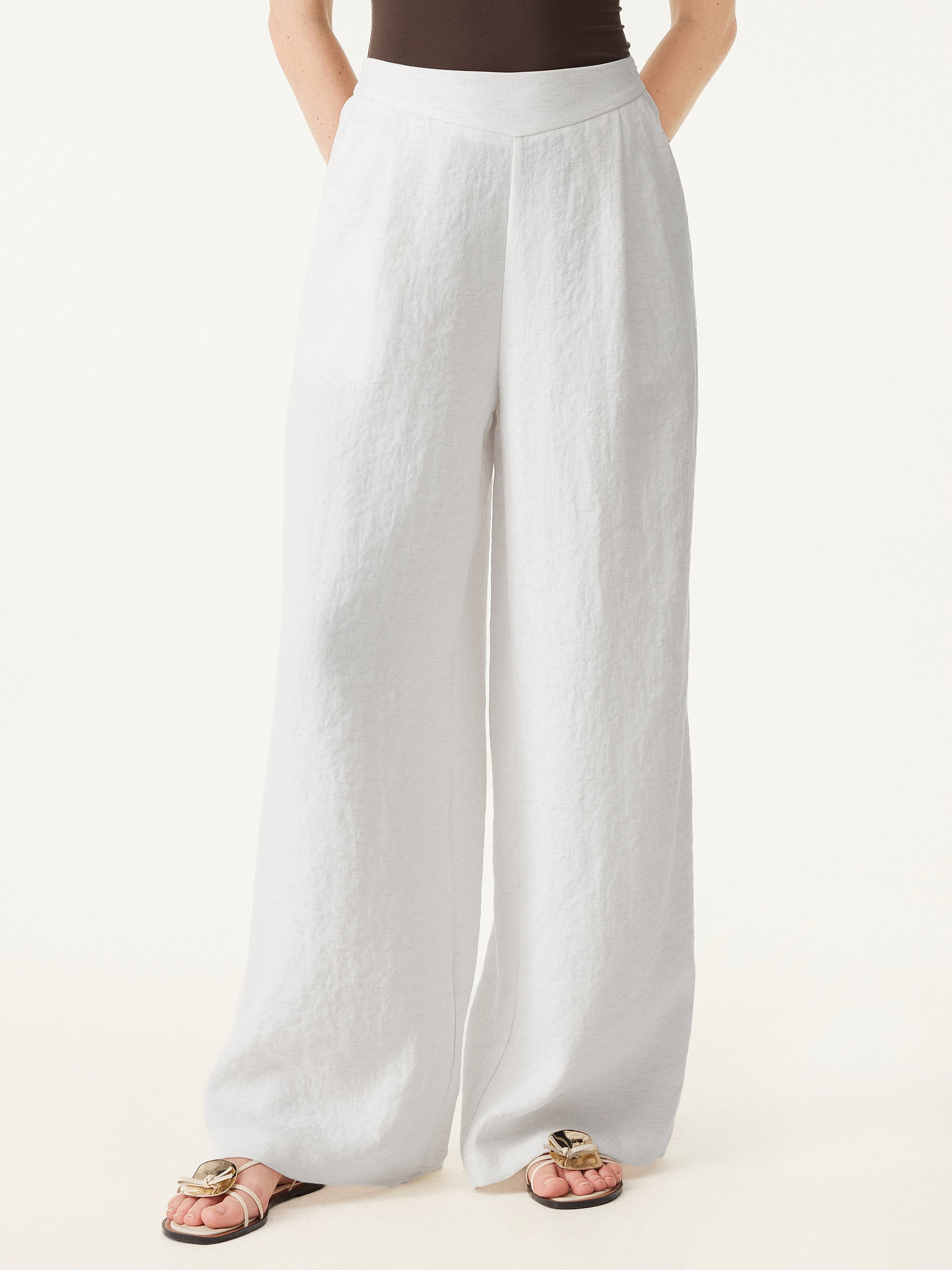 2Pcs Set V-neck Bra Top & Mid Rise Wide Leg Pant with Pockets
