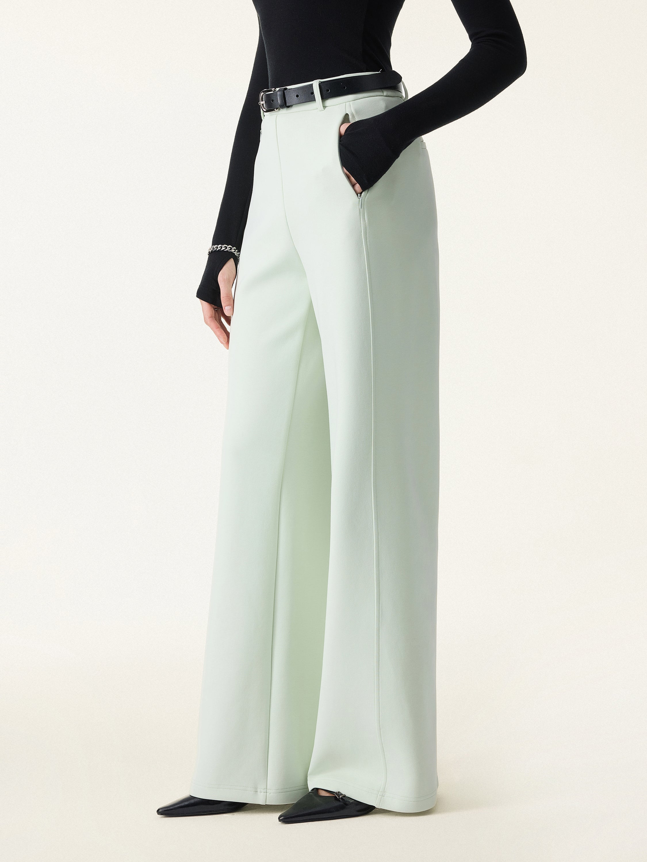 2Pcs Set Mockneck Cropped Bra Top & Slimming High Rise Wide Leg Pant